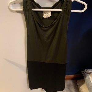 Workout tank top